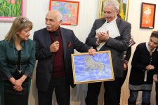 В Баку открылась выставка детских работ "Свет милосердия -2" (ФОТО)