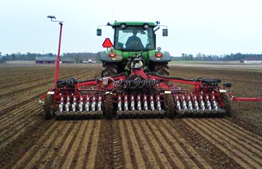 Белорусские аграрии завершают зяблевую обработку почвы