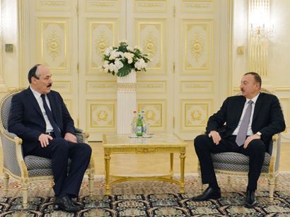 Azerbaijani president receives delegation led by president of Dagestan