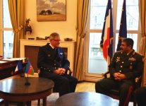 Azerbaijan, France to cooperate in defence field (PHOTO)