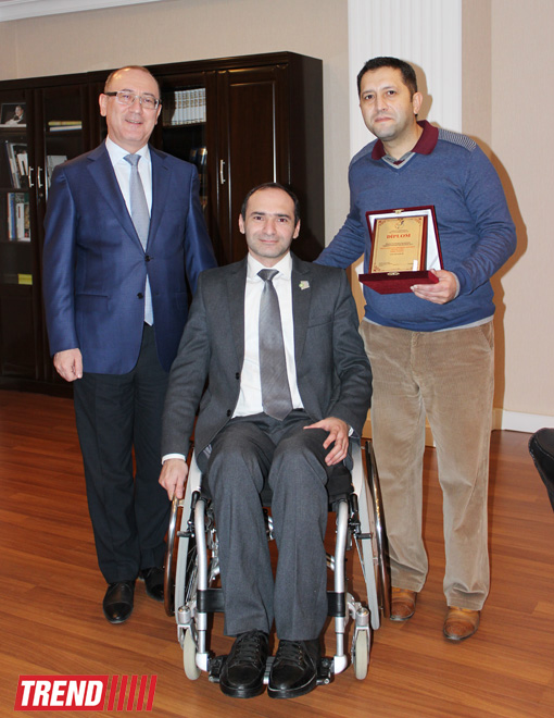 Корреспондент АМИ Trend удостоен премии "Журналист года" Национального паралимпийского комитета Азербайджана (ФОТО)