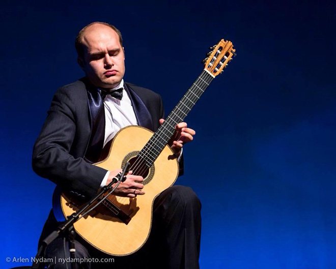 Азербайджанский гитарист проведет мастер-класс для одаренных детей в Астрахани