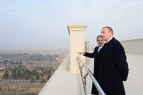 Президент Ильхам Алиев: В Азербайджане все сферы – образование, здравоохранение, общественные процессы развиваются в очень позитивном направлении (ФОТО)