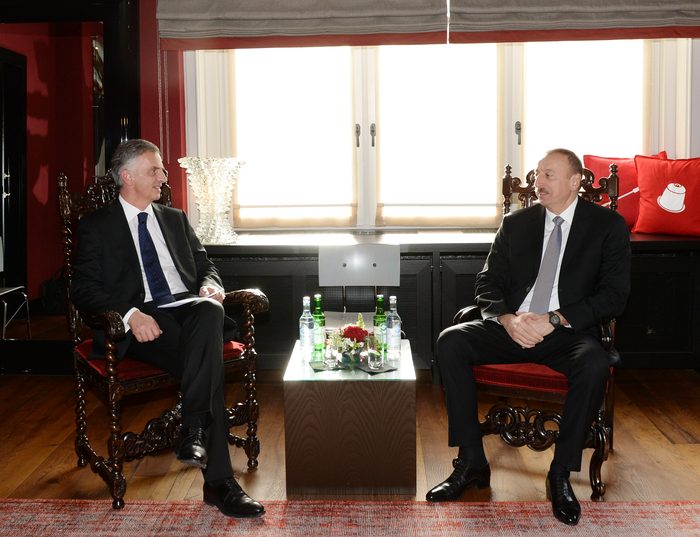 Azerbaijani President meets Swiss counterpart (PHOTO)
