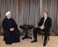 Azerbaijani President meets Iranian counterpart in Davos (PHOTO)