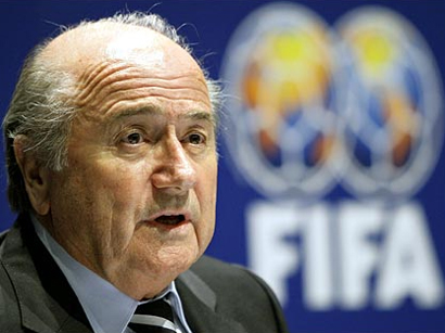 Отстраненному президенту ФИФА Блаттеру угрожают смертью