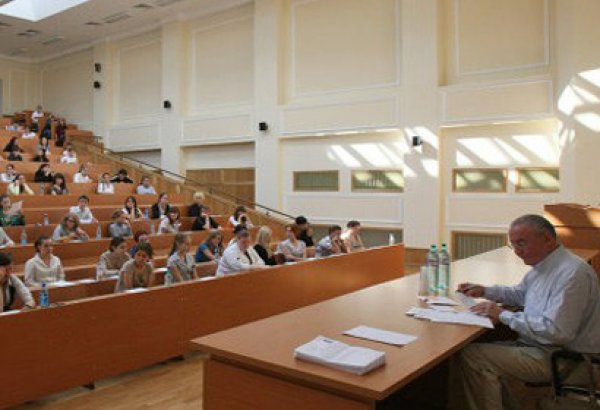 В Азербайджане начался выбор специальностей в колледжи