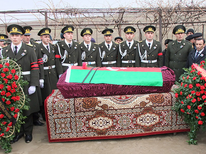 Azerbaijani serviceman killed by Armenian sniper buried (PHOTO)