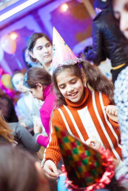 В Баку прошел праздничный вечер для детей "Мир, наполненный любовью сердец" (ФОТО)