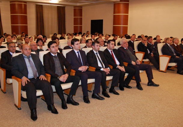 Qaradağ rayon İcra Hakimiyyəti hesabat yığıncağı keçirib (FOTO)