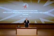 Ильхам Алиев принял участие в конференции, посвященной исполнению  Госпрограмм социально-экономического развития регионов Азербайджана (ФОТО)
