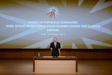 Prezident İlham Əliyev: Regionların sosial-iqtisadi inkişafına dair qəbul ediləcək üçüncü dövlət proqramı Azərbaycanın inkişafına yeni töhfələr verəcək (FOTO)