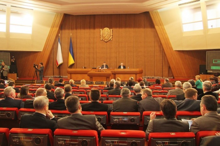 Депутаты крымского парламента приняли постановление "О независимости Крыма"