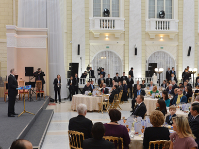 President Ilham Aliyev attends official reception in Sochi (PHOTO)