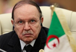 Algeria's Bouteflika proposes constitutional amendments, term limits