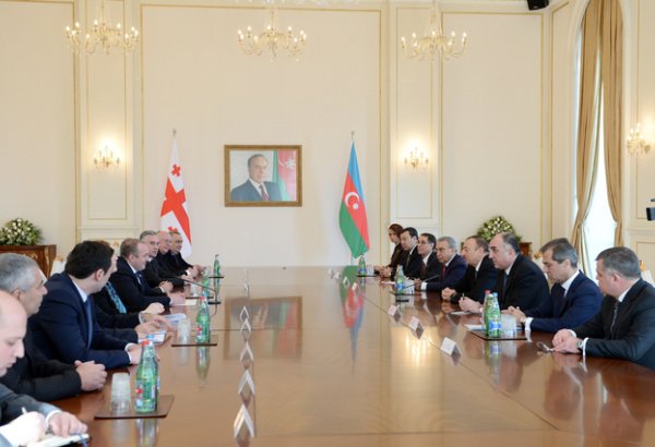 Президент Ильхам Алиев: Азербайджан и Грузия в будущем будут наращивать потенциал взаимовыгодного сотрудничества