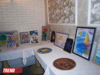 В Баку прошла выставка работ подростков с синдромом Дауна: Мир доброты и позитива (ФОТО)