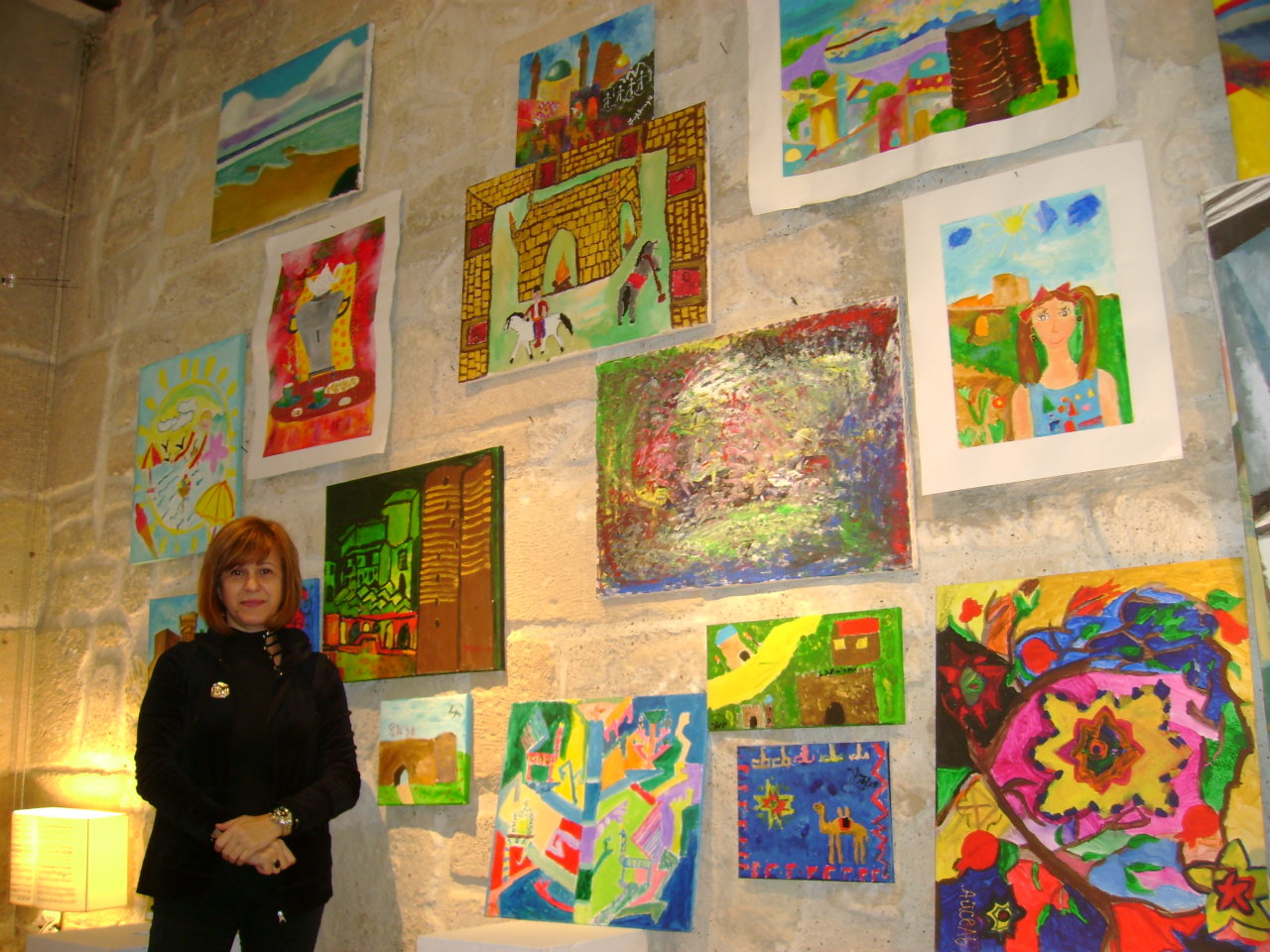 Выставка "Мой Азербайджан" в Париже: экспозиция работ юных художников (ФОТО)