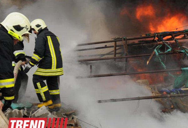 Car paints warehouse catches fire in Tbilisi