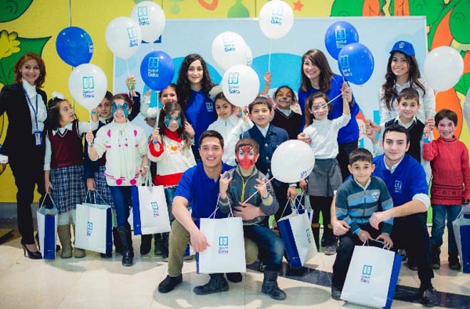 "Bank of Baku" организовал для лишенных родительской опеки детей досуг в развлекательном центре (ФОТО)