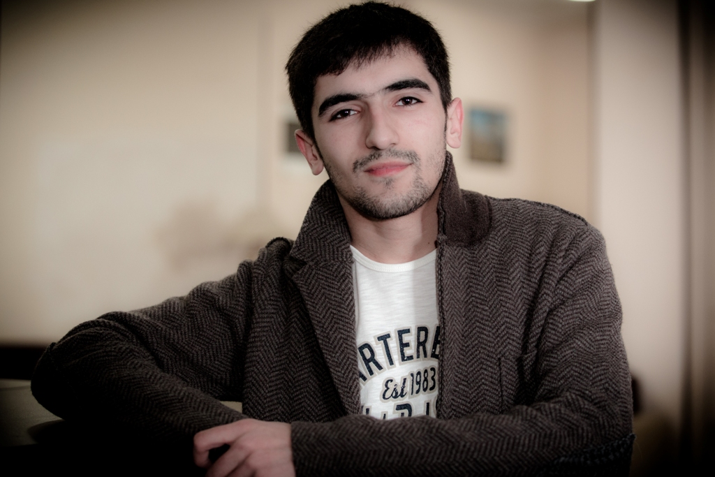 Известная турецкая певица реализует проект с азербайджанским исполнителем Ruso (аудио-фото)