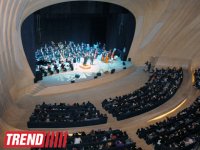 Heydər Əliyev Mərkəzində dünya şöhrətli müğənni Alessandro Safinanın konserti olub (FOTO)