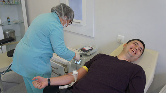 Коллектив "Банка ВТБ (Азербайджан)" принял участие в акции по сдаче крови (ФОТО)