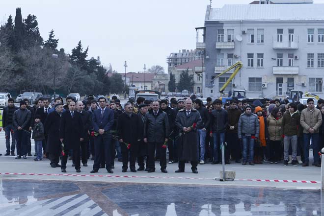 Bakı Ali Neft Məktəbində Xocalı soyqırımına həsr olunmuş tədbir keçirilib (FOTO)