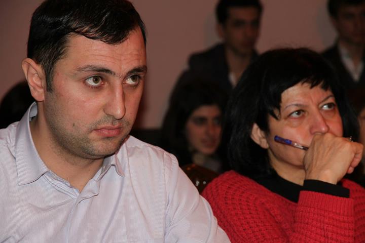 В театре YUĞ прошел конкурс юных чтецов, посвященный Ходжалинской трагедии (ФОТО)