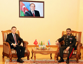 Azerbaijan, Turkey discuss prospects of cooperation in defence
