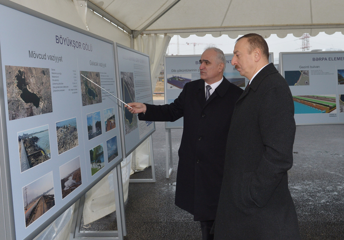 Azerbaijani president observes construction, public services implementation in Boyukshor