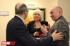 Азербайджанский "Xalq Bank" презентовал книгу о жизни и творчестве Микаила Абдуллаева (ФОТО)