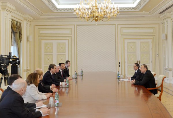 Президент Азербайджана принял делегацию Американского еврейского комитета