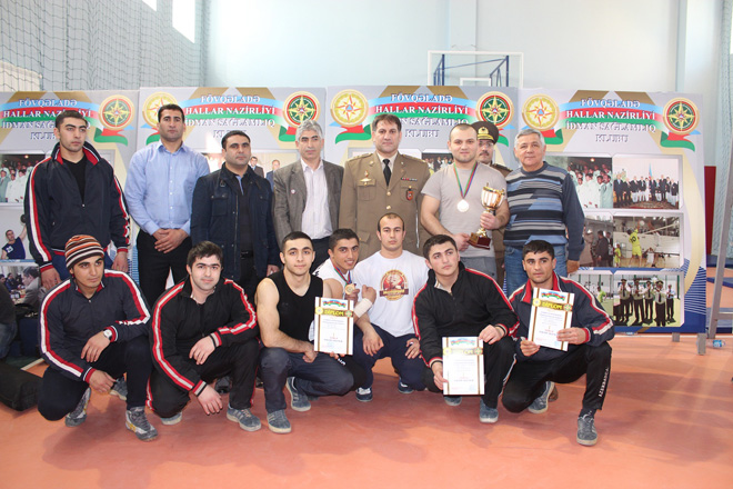 В Азербайджане определены победители чемпионата по армрестлингу (ФОТО)