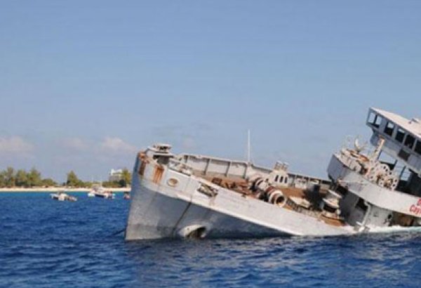 Six dead in ferry capsizal in Myanmar