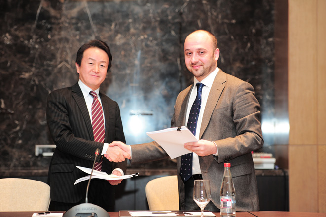 Азербайджанская "Diamond Motors" обновила договор с "Mitsubishi" (ФОТО)