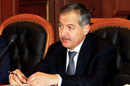 Глава МИД Таджикистана провел переговоры с генсеком ООН