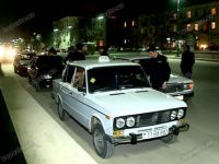 Gəncədə qanunsuz taksi fəaliyyəti ilə məşğul olan sürücülərə qarşı gecə reydi keçirilib (FOTO)