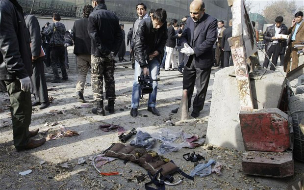 Не менее 15 человек погибли в результате взрыва в центральной провинции Афганистана