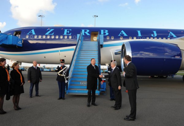 Президент Ильхам Алиев  прибыл с рабочим визитом в Нидерланды (ФОТО)