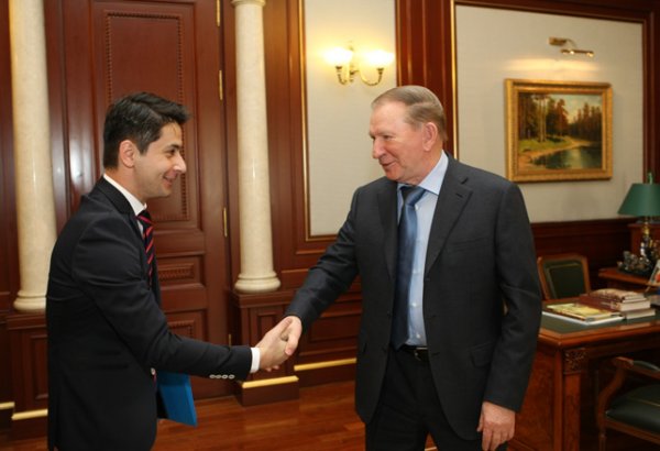 Nizami Ganjavi International Center holds talks with former Ukrainian President