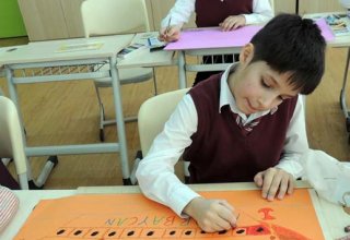 В Азербайджане обнародованы правила перевода учащихся из одной школы в другую