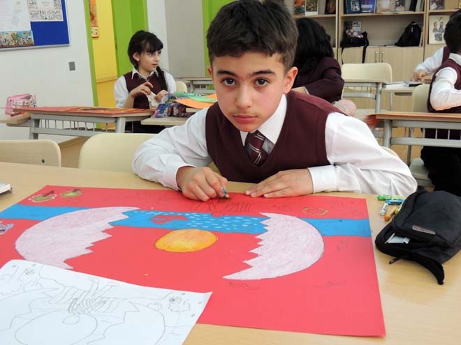 Известные азербайджанские художники провели мастер-класс для школьников (ФОТО)