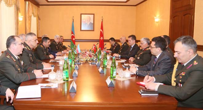 Начальник Генштаба ВС Турции награжден медалью Азербайджана (ФОТО)