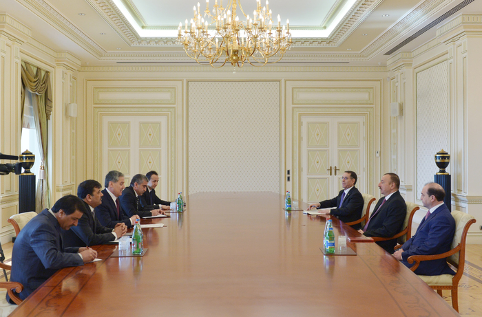 Президент Азербайджана принял главу МИД Таджикистана