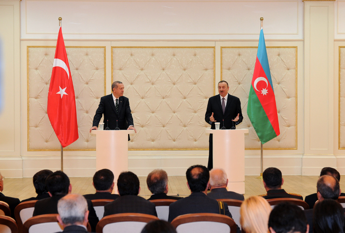 Prezident İlham Əliyev: Türkiyə-Azərbaycan əlaqələri öz dinamik inkişaf dövrünü yaşayır (FOTO)