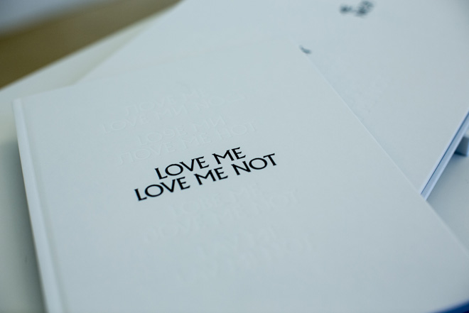 Heydər Əliyev Mərkəzində Azərbaycanın və qonşu ölkələrin "Love Me, Love Me Not" müasir incəsənət sərgisi açılıb (FOTO)