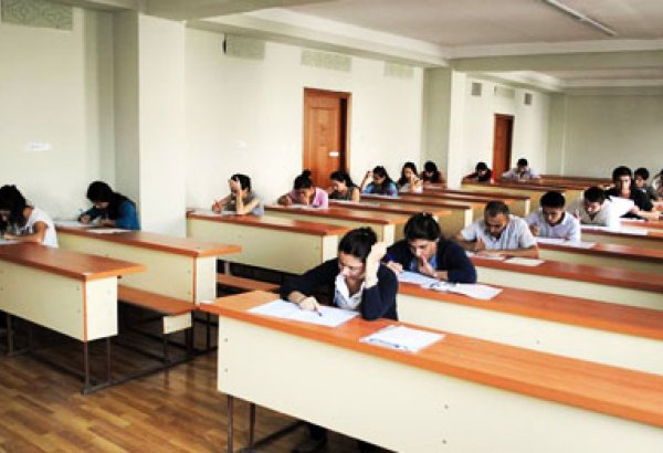 В Азербайджане пройдет выпускной экзамен для выпускников прошлых лет