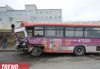 Возбуждено уголовное дело по факту столкновения в Баку двух пассажирских автобусов