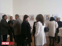 В Баку открылась выставка карикатур Адиля Эльчина (ФОТО)